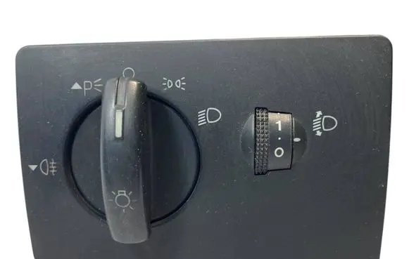 Ford Focus Light switch 4M5T13A024EA
