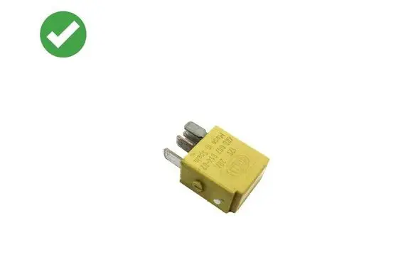 Mercedes-Benz CLS C219 Other relay 4RD007814 4RD00781402 0025421219