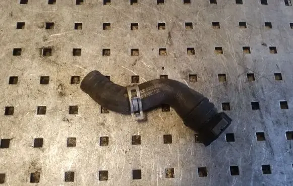 Nissan Qashqai Engine coolant pipe/hose 93857702 820052266B