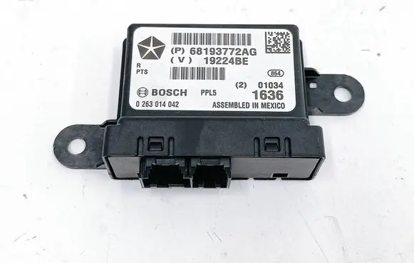Chrysler Pacifica Parking PDC control unit/module 68193772AG 0263014042