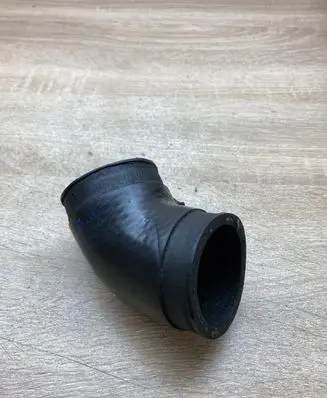Audi A4 S4 B5 8D Air intake hose/pipe 8D0145834A