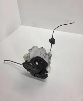 Audi A4 S4 B7 8E 8H Front door lock 8E1837015AA