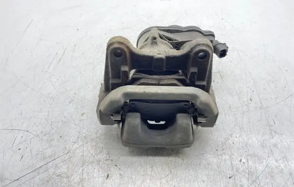 Toyota RAV 4 (XA50) Rear brake caliper