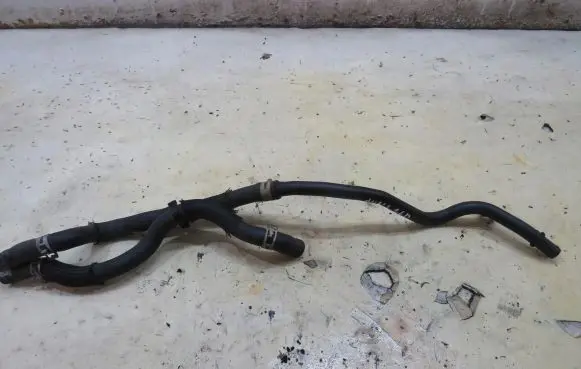 Toyota Auris E180 Engine coolant pipe/hose 16577-0X011