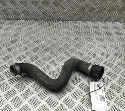 Mercedes-Benz GL X166 Engine coolant pipe/hose A1665000575
