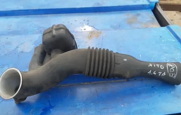 Alfa Romeo Mito Air intake duct part 51775341