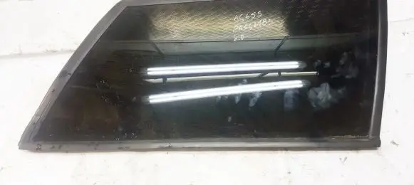 Volkswagen PASSAT B3 Rear side window