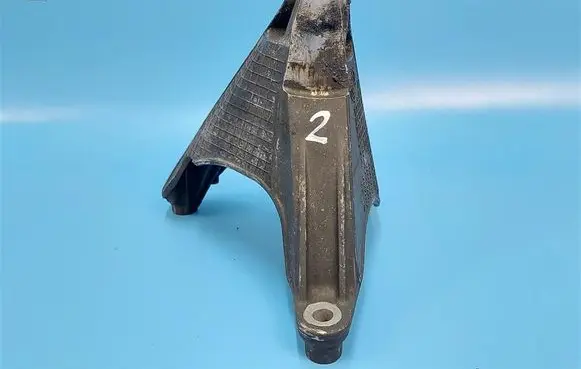 Porsche Panamera (971) Engine mounting bracket 971199308D