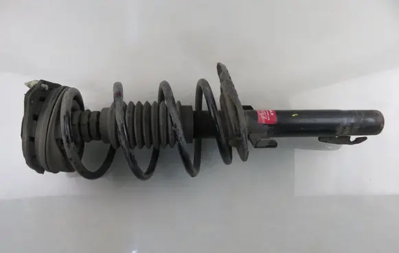 Renault Megane II Front shock absorber with coil spring 333718