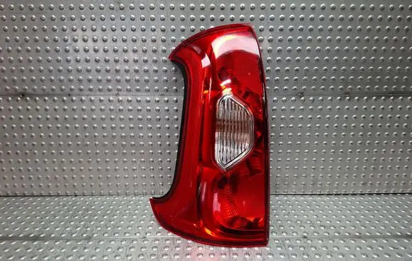 Rear/tail lights