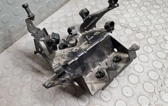 BMW i4 Other engine bay part 9461549