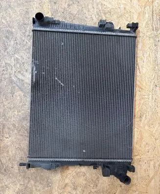 Coolant radiator