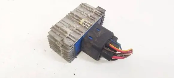 Opel Zafira A Glow plug pre-heat relay 55353011 51299014A