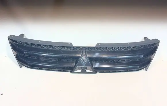 Mitsubishi Eclipse Cross Front bumper upper radiator grill 7450B072