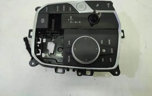 BMW 3 G20 G21 Head unit multimedia control 5A32B98