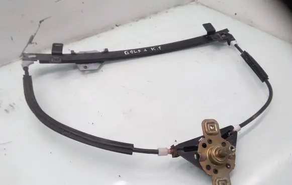 Volkswagen Golf II Front door manual window regulator 