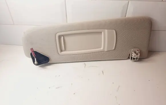 BMW 7 G11 G12 Sun visor 7414429