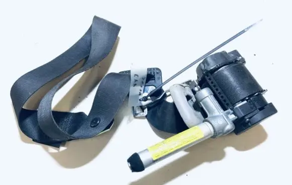 Mitsubishi Space Star Front seatbelt mr637363