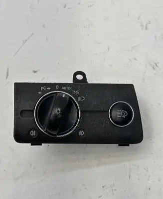 Mercedes-Benz E W211 Light switch 2115450104