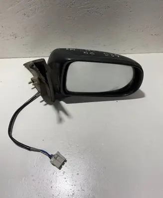 Mazda 626 Front door electric wing mirror E13010142