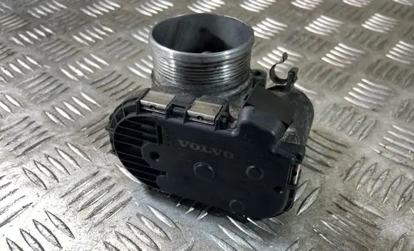 Volvo V50 Throttle valve 31216665