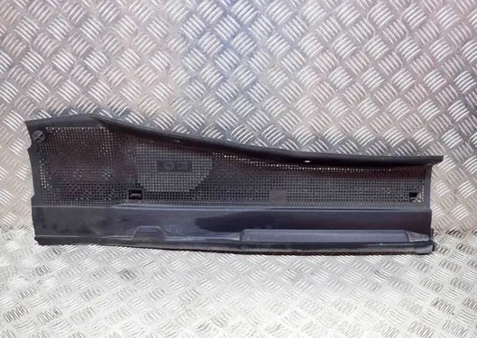 Wiper trim
