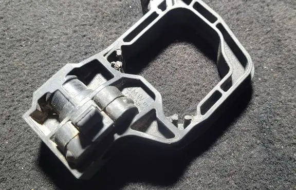 BMW 5 F10 F11 Radiator mount bracket