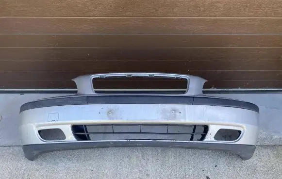 Volvo V70 Front bumper 09484239443