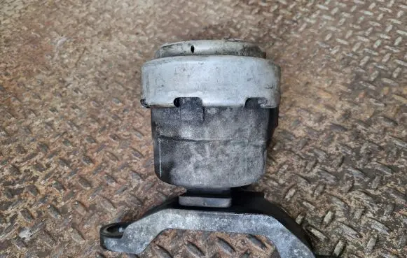 Ford Galaxy Engine mount bracket 6G916F012ED