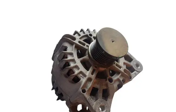 Renault Megane III Generator/alternator 231007033R