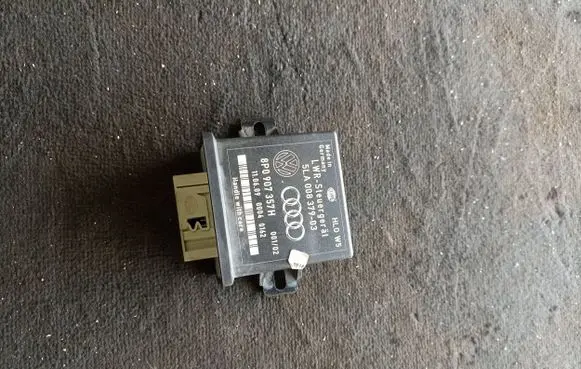 Audi A6 S6 C6 4F Light module LCM 5LA00837903 00040162 8P0907357H