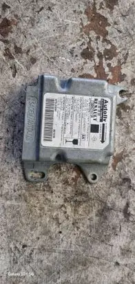Renault Scenic I Airbag control unit/module 7700437471A 550803800 9275LE02991