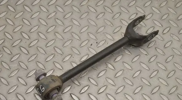 Toyota RAV 4 (XA50) Rear upper control arm/wishbone 