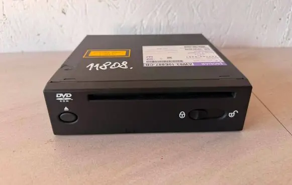 Jaguar XF X250 Navigation unit CD/DVD player AW8310E887CB 4621009451