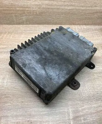 Chrysler Voyager Engine control unit/module ECU 04727402AI 04745860