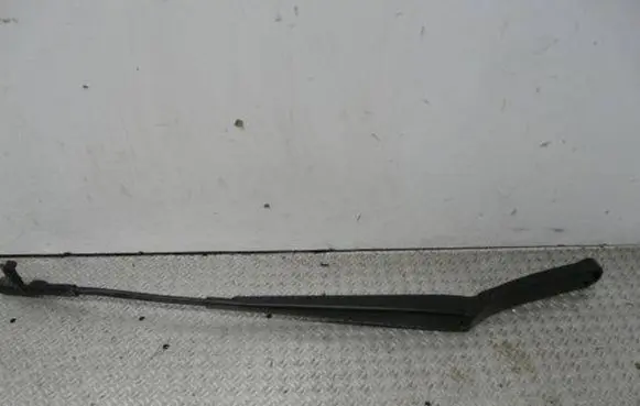 Audi A3 S3 8P Front wiper blade arm 8P1955409D