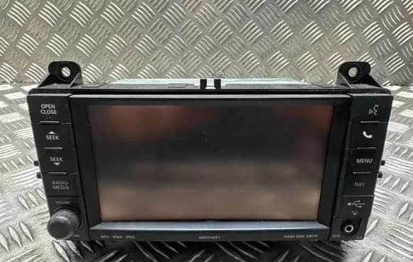 Radio/CD/DVD/GPS head unit