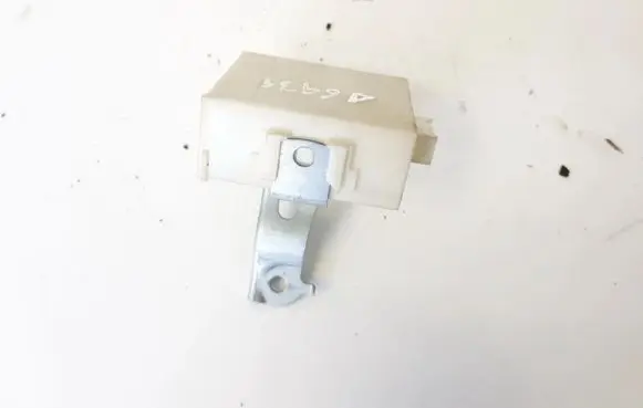 Toyota Avensis T250 Door control unit/module 8974105070 89741-05070