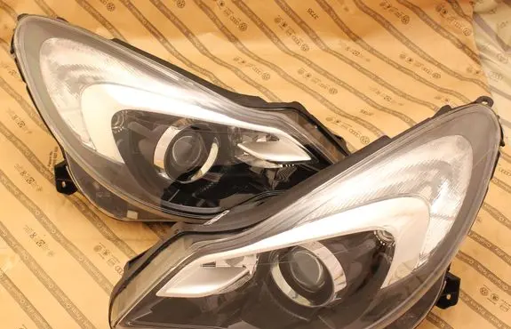 Opel Corsa D Headlights/headlamps set 13295020 13295019