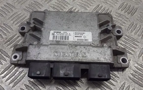 Renault Clio III Engine control unit/module ECU 8200522357