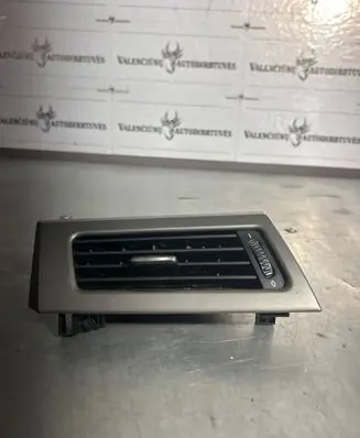 BMW 5 E60 E61 Dashboard side air vent grill/cover trim 6910731