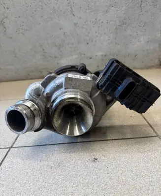 BMW 4 F32 F33 Turbo 857008207 8199760014 TGZ07969