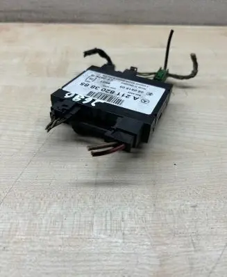 Mercedes-Benz E W211 Keyless (KESSY) go control unit/module A2118203885