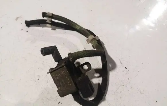Audi A2 Turbo solenoid valve 028906283f 7218950012v
