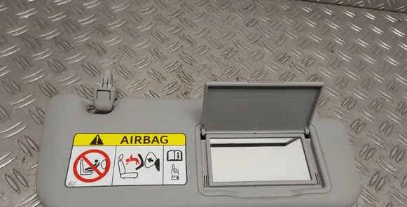 Toyota Yaris Sun visor
