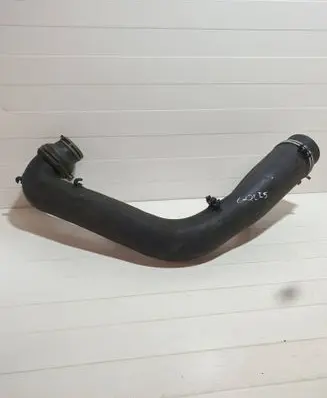 Intercooler hose/pipe