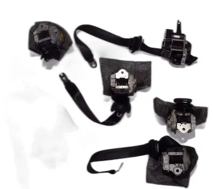 Audi Q7 4M Front seatbelt 