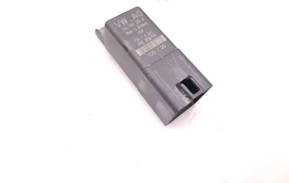 Man TGE 1gen Glow plug pre-heat relay 04L907281B