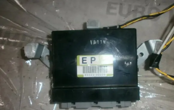 Lexus GS 300 400 430 Door control unit/module 8922330020