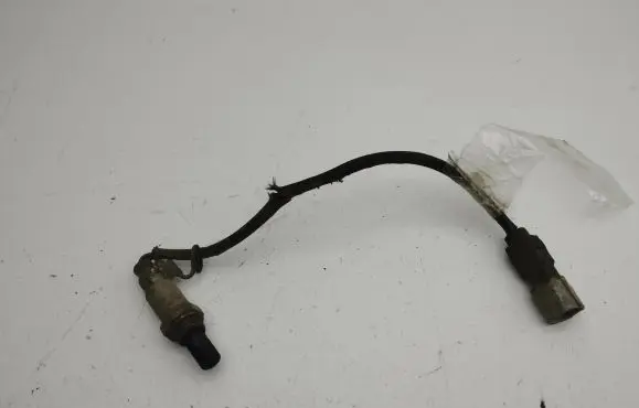 Toyota Avensis T250 Lambda probe sensor 8946720070 01H09